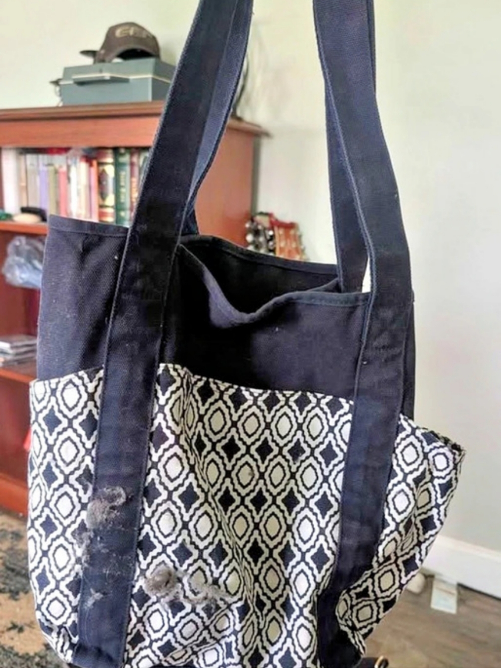 Thirty-One Zip-Top Organizing Utility Tote Black & White